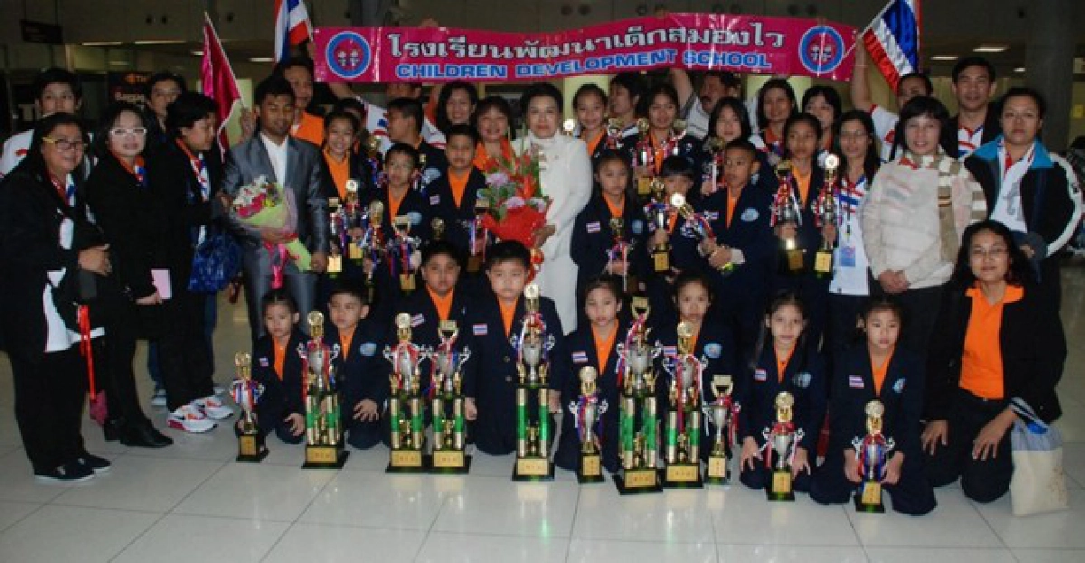 เด็กไทยเจ๋ง!คว้ารางวัลคณิตนานาชาติ เด็กไทยเจ๋ง!คว้ารางวัลคณิตนานาชาติ