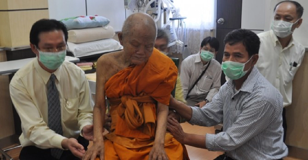 'หลวงพ่อคูณ'หายใจดีขึ้น-งดเยี่ยม 'หลวงพ่อคูณ'หายใจดีขึ้น-งดเยี่ยม
