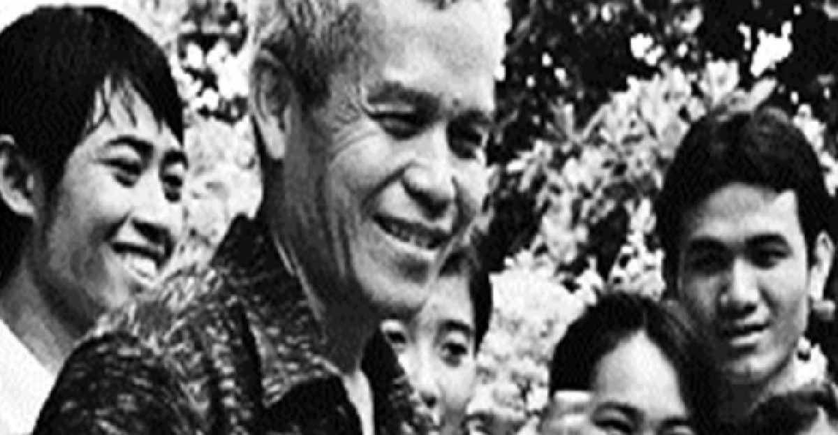 กงล้อประวัติศาสตร์ลาว กงล้อประวัติศาสตร์ลาว