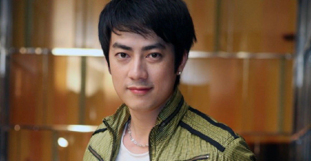 'ฟิล์ม'งงถูกถอด'ดาวเกี้ยวเดือน2' 'ฟิล์ม'งงถูกถอด'ดาวเกี้ยวเดือน2'