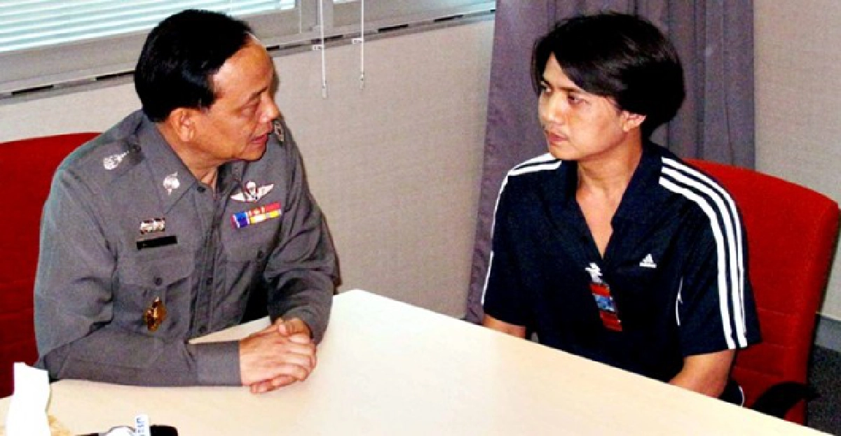 คุก4ปี!อดีตหนุ่มหลักทรัพย์โพสต์หมิ่นฯ คุก4ปี!อดีตหนุ่มหลักทรัพย์โพสต์หมิ่นฯ