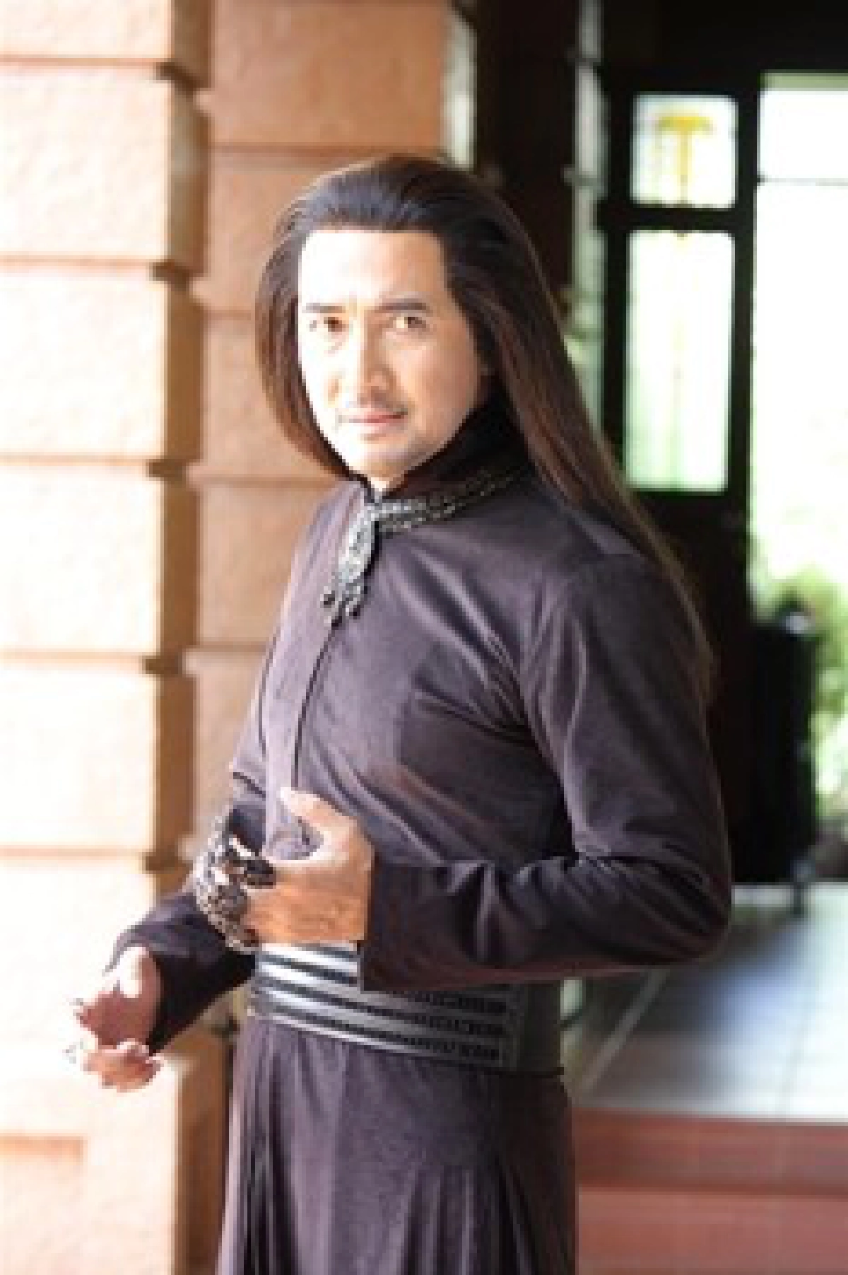 ทีวีสีรุ้ง : เหนือความคาดหมาย
