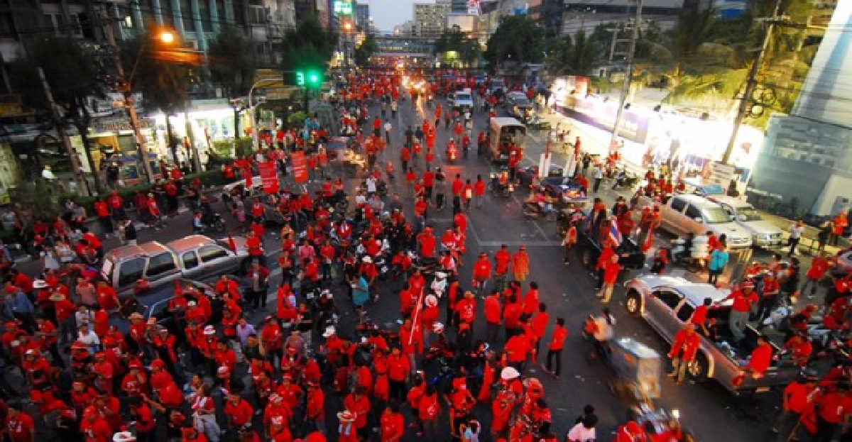 'พูดจริง ไม่ตาย' 'พูดจริง ไม่ตาย'