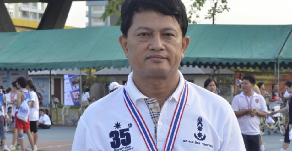 ต้องเรียกรถพยาบาล:ขอดเกล็ดดาวเงิน ต้องเรียกรถพยาบาล:ขอดเกล็ดดาวเงิน