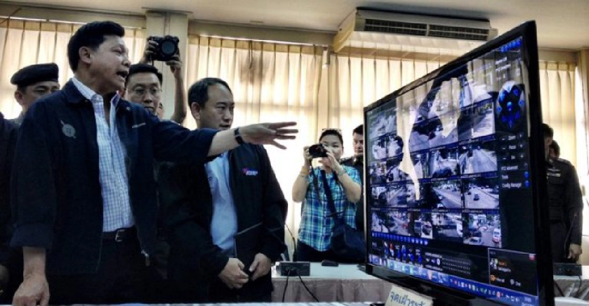 'พงศพัศ'ตรวจโครงการฝากบ้านไว้กับตร. 'พงศพัศ'ตรวจโครงการฝากบ้านไว้กับตร.