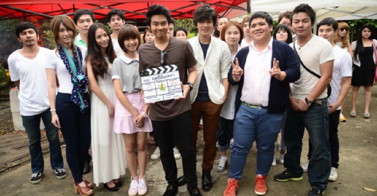 รูดม่านหนังไทยเปิดใหม่รับปีมะเส็ง
รูดม่านหนังไทยเปิดใหม่รับปีมะเส็ง