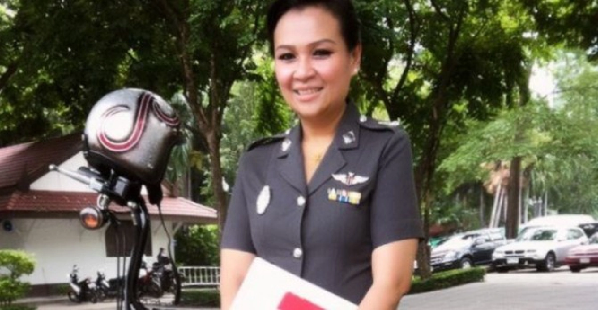 ห่วงงาน:ขอดเกล็ดดาวเงิน ห่วงงาน:ขอดเกล็ดดาวเงิน