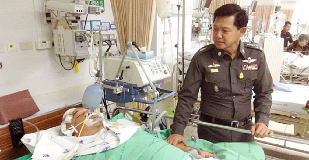 'พงศพัศ'เยี่ยมให้กำลังใจ'ช่างภาพเนชั่น' 'พงศพัศ'เยี่ยมให้กำลังใจ'ช่างภาพเนชั่น'