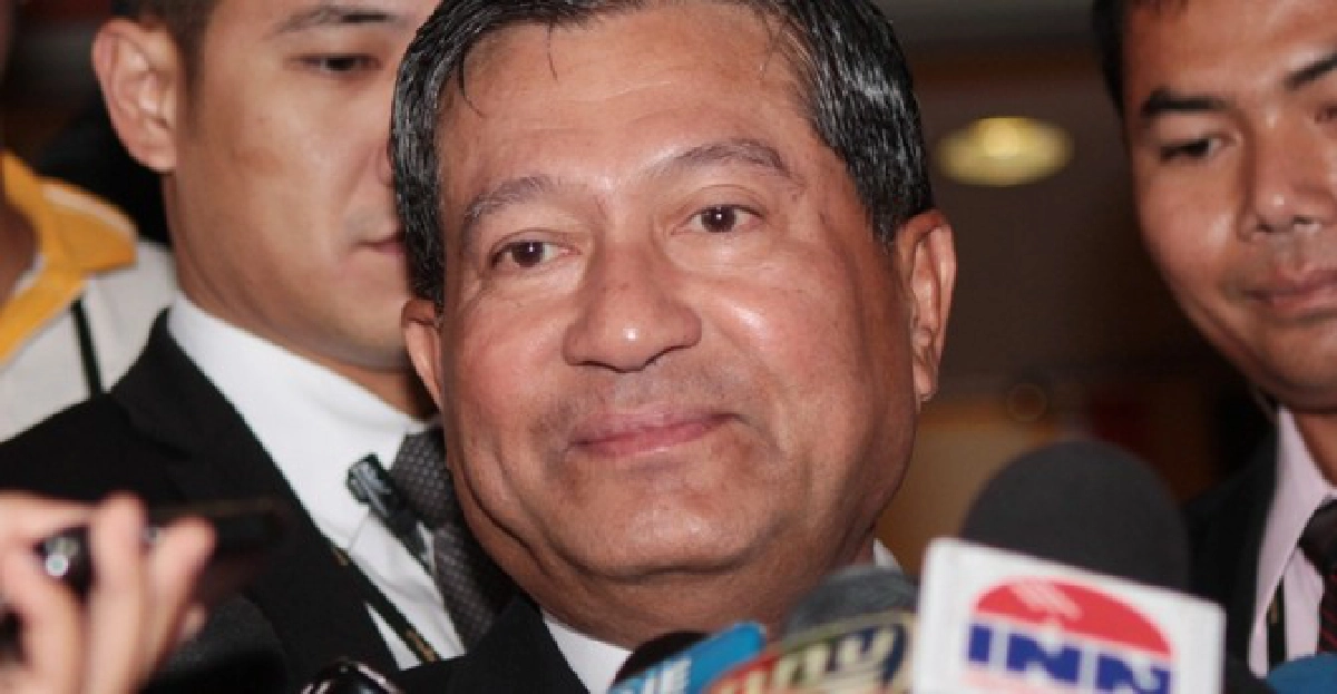 'เฉลิม'อวยพร'พงศพัศ'ชนะลต.ผู้ว่าฯกทม. 'เฉลิม'อวยพร'พงศพัศ'ชนะลต.ผู้ว่าฯกทม.
