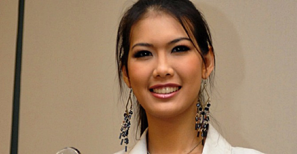 'แก้ม'ปิ๊งรัก'หนุ่ม'นักบอล 'แก้ม'ปิ๊งรัก'หนุ่ม'นักบอล