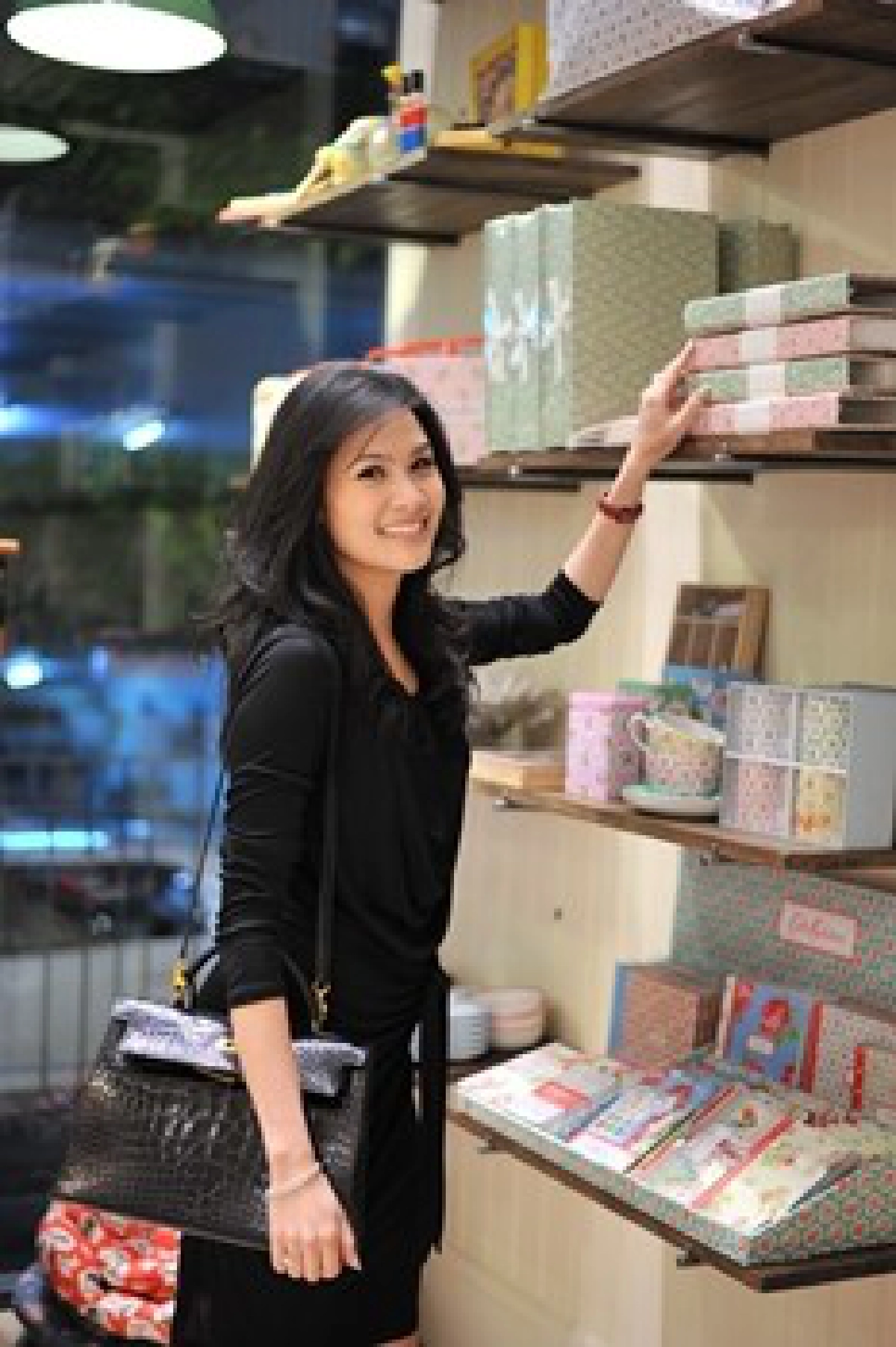 ฉลองเปิดบ้านใหม่'แคท คิดสตัน' ฉลองเปิดบ้านใหม่'แคท คิดสตัน'