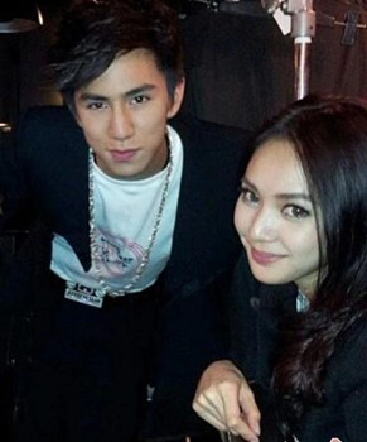 รวมเรื่องรักโปรโมทดารา