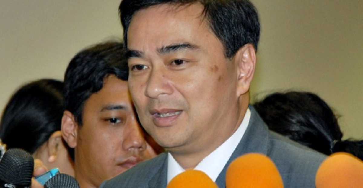 'อภิสิทธิ์'จี้ตร.จับมือยิงรถข่าว'เอเอสทีวี' 'อภิสิทธิ์'จี้ตร.จับมือยิงรถข่าว'เอเอสทีวี'