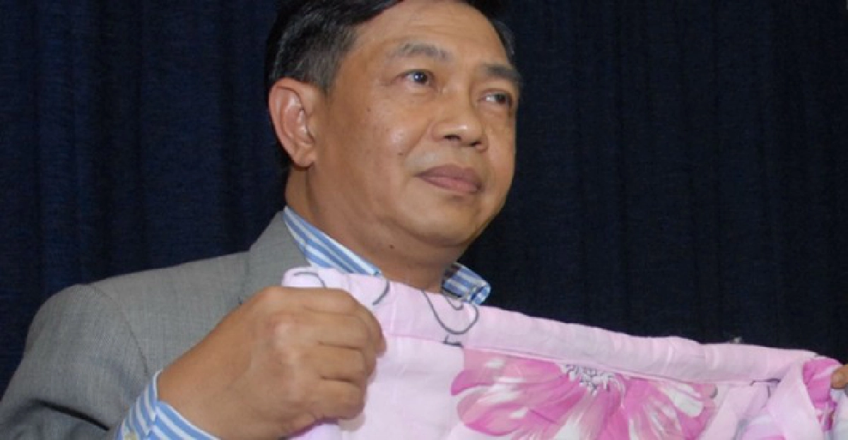 'อลงกรณ์'ลุย'ผีผ้าห่ม'กินส่วนต่าง600% 'อลงกรณ์'ลุย'ผีผ้าห่ม'กินส่วนต่าง600%