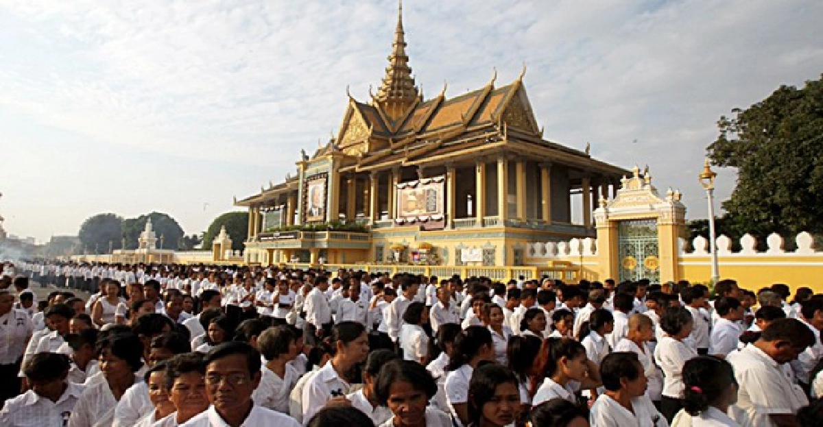 ชาวเขมรแห่ร่วมพิธีถวายพระเพลิง'สีหนุ' ชาวเขมรแห่ร่วมพิธีถวายพระเพลิง'สีหนุ'