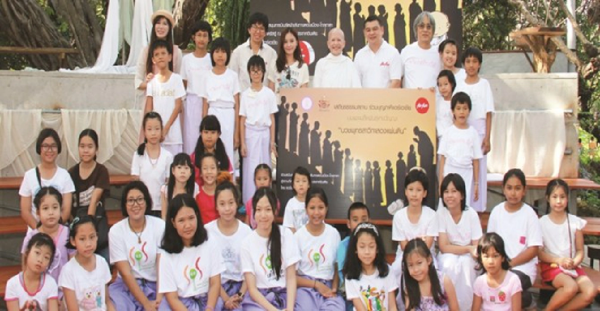 บวชพุทธสาวิกาสองแผ่นดิน บวชพุทธสาวิกาสองแผ่นดิน