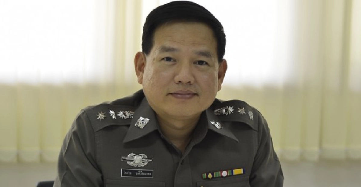 หน้าดุ..ขู่พวกพกอาวุธ หน้าดุ..ขู่พวกพกอาวุธ
