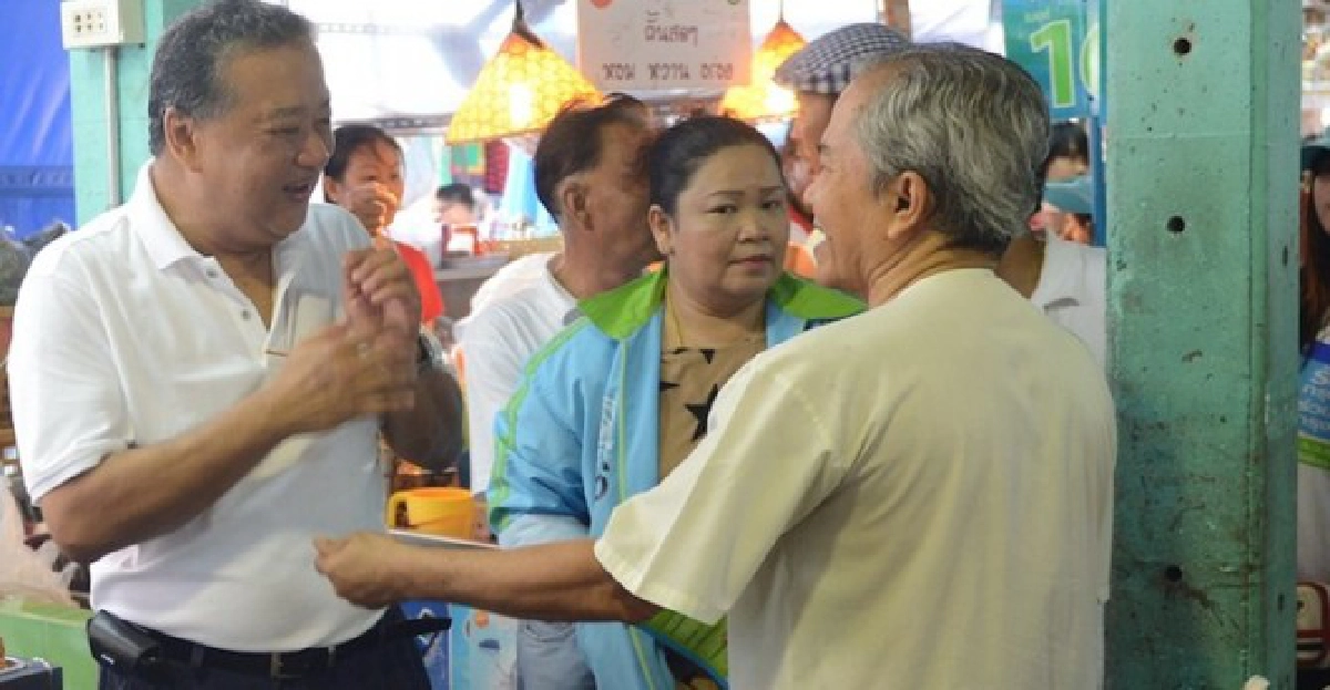 'คุณชายหมู'ลุยหาเสียงเขตพระนคร 'คุณชายหมู'ลุยหาเสียงเขตพระนคร