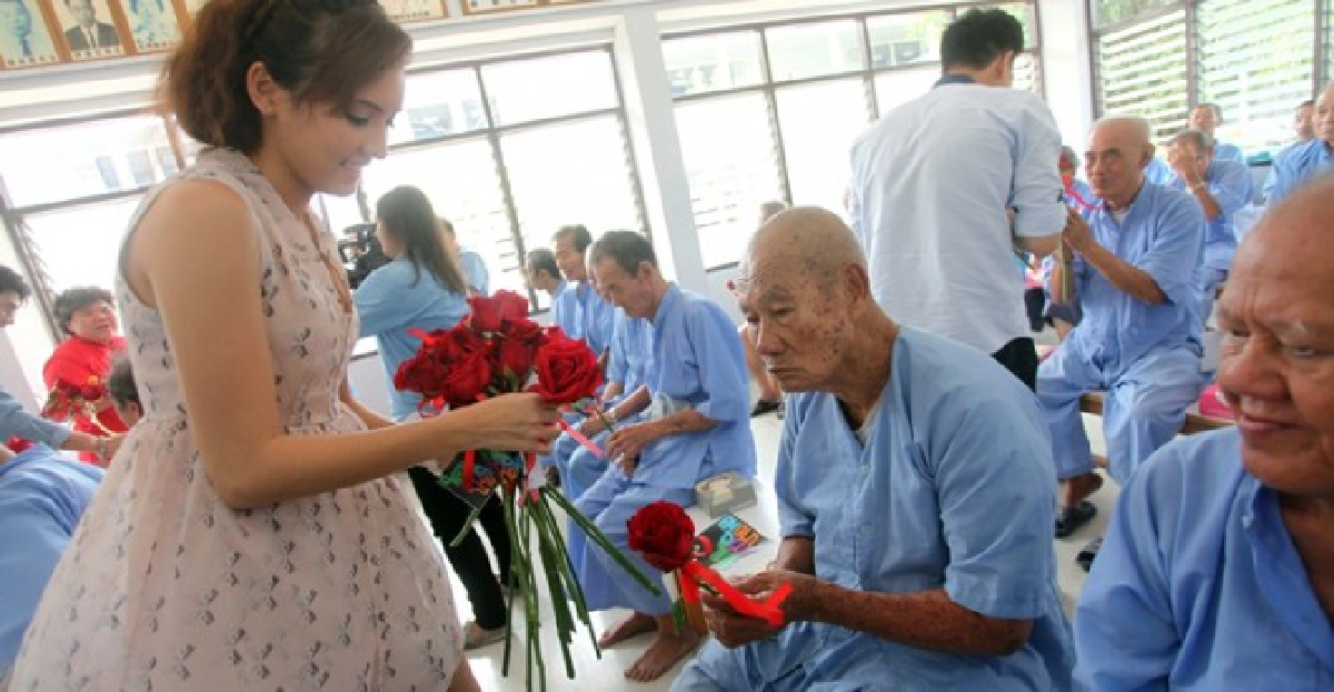 มอบความสุข'สไตล์รักษ์พลังงาน'