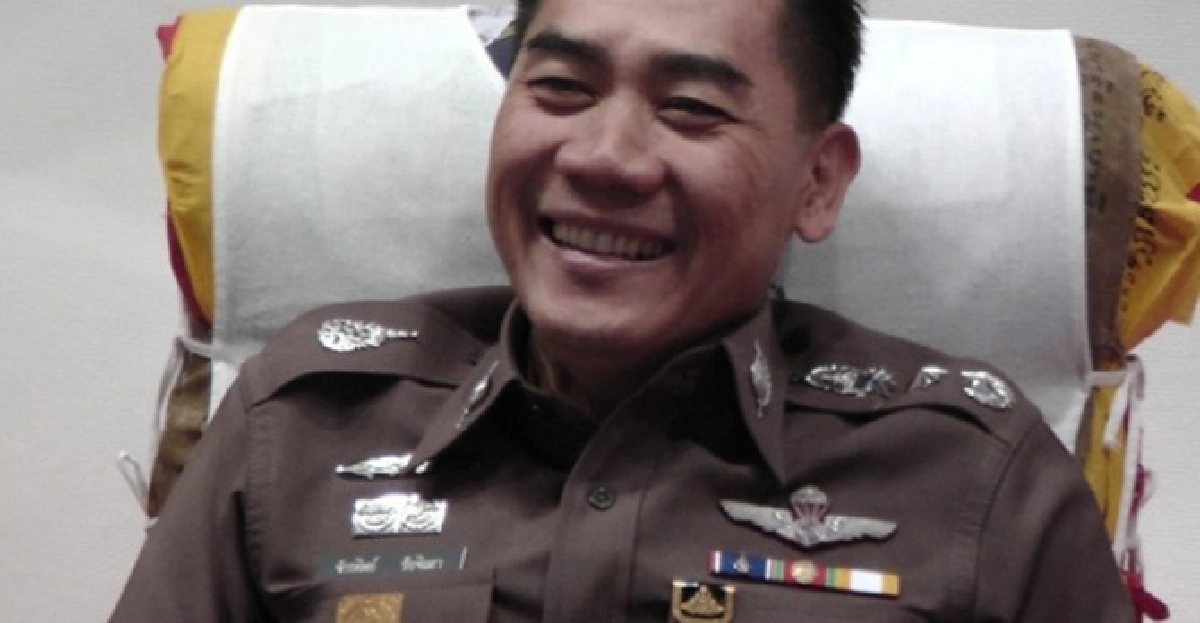 'จักรทิพย์'นำทีมพิเศษลงดับไฟใต้
'จักรทิพย์'นำทีมพิเศษลงดับไฟใต้
