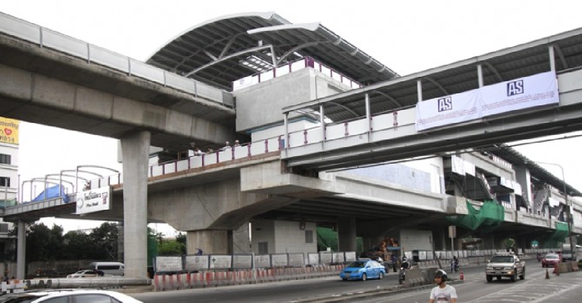 'เร่งสร้างรถไฟฟ้าแก้ปัญหาจราจร' 'เร่งสร้างรถไฟฟ้าแก้ปัญหาจราจร'