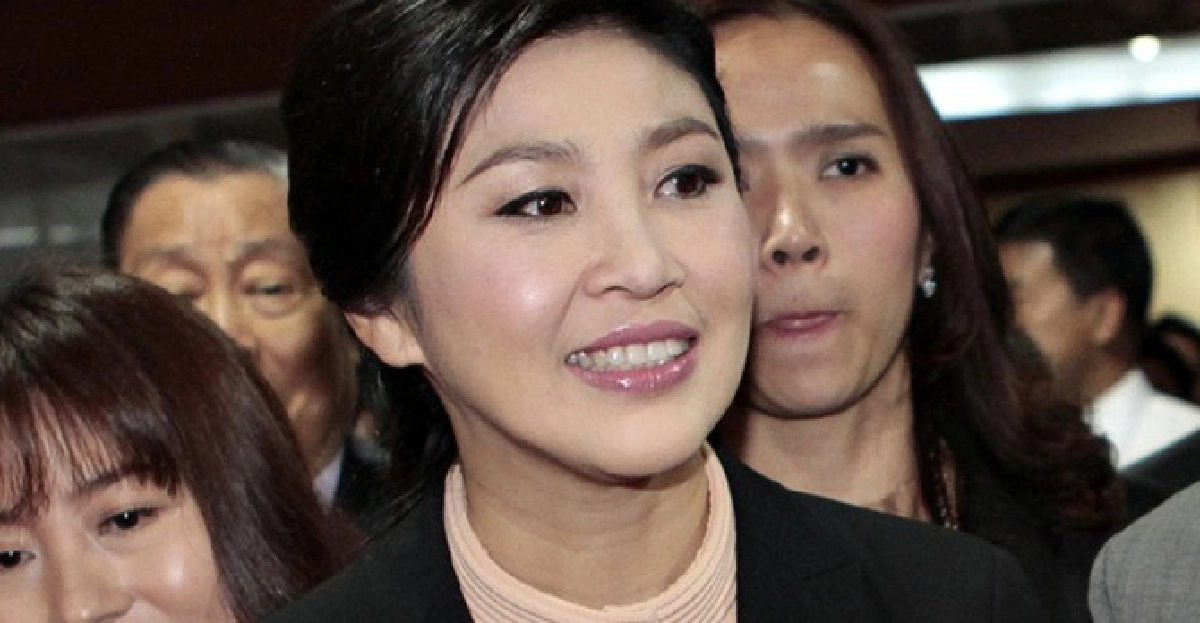 'ยิ่งลักษณ์'ขอบคุณ'รมต.'ประหยัดไฟ 'ยิ่งลักษณ์'ขอบคุณ'รมต.'ประหยัดไฟ