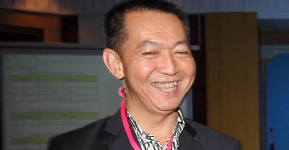 'เฉลิมชัย'ปัดข่าวไขก๊อก! 'เฉลิมชัย'ปัดข่าวไขก๊อก!