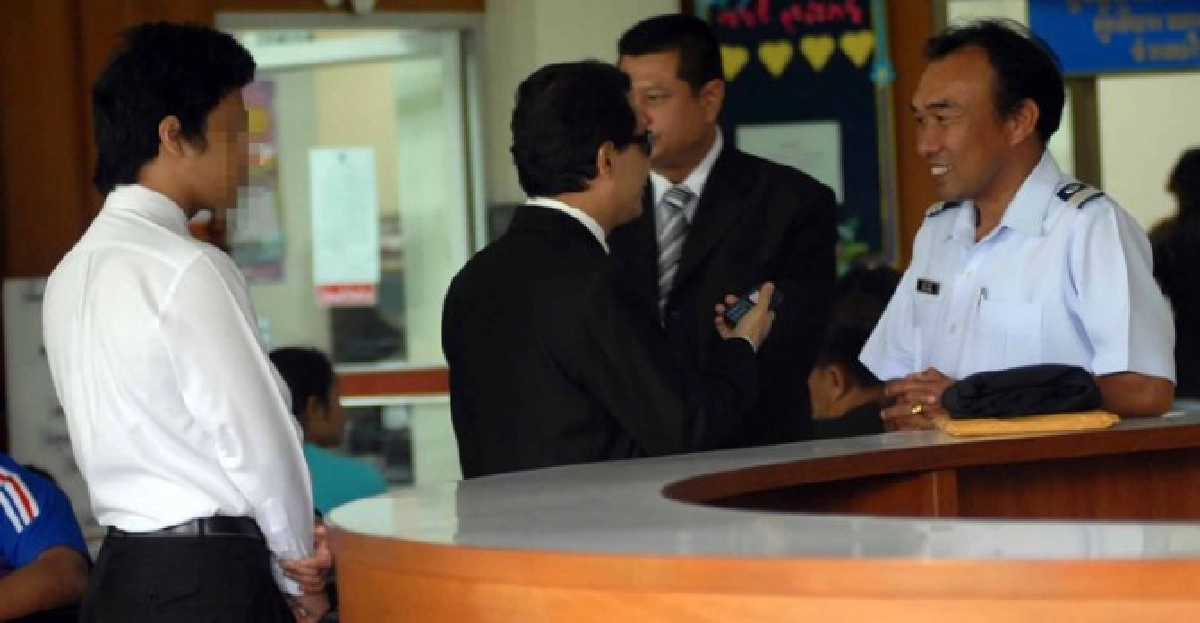 ไม่ถูกใจท่านเพราะ'ทฤษฎี'กับ'ปฏิบัติ'มัน'มีช่องว่าง' ไม่ถูกใจท่านเพราะ'ทฤษฎี'กับ'ปฏิบัติ'มัน'มีช่องว่าง'