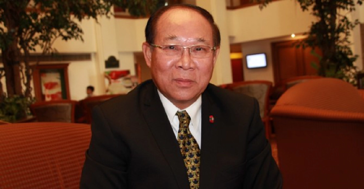 'นิคม'ซัด'ส.ว.'ถูกหลอกแก้รธน.สมควรตาย 'นิคม'ซัด'ส.ว.'ถูกหลอกแก้รธน.สมควรตาย