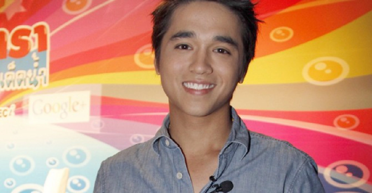 'อเล็กซ์'ลังเลเกณฑ์ทหาร
