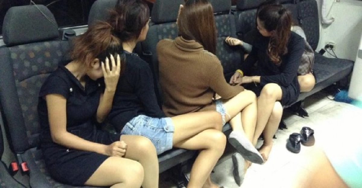 หลอก'9พริตตี้'โปรโมทเครื่องดื่มเชิดเงิน