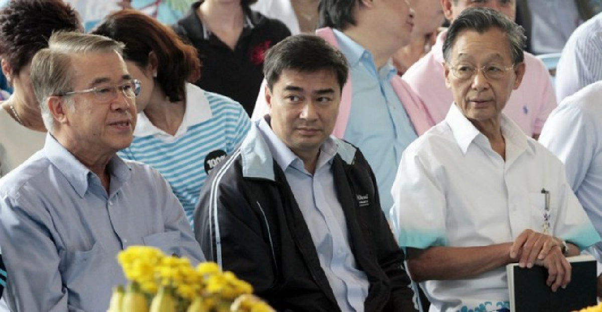 'ปชป.'ทำบุญครบรอบ67ปี