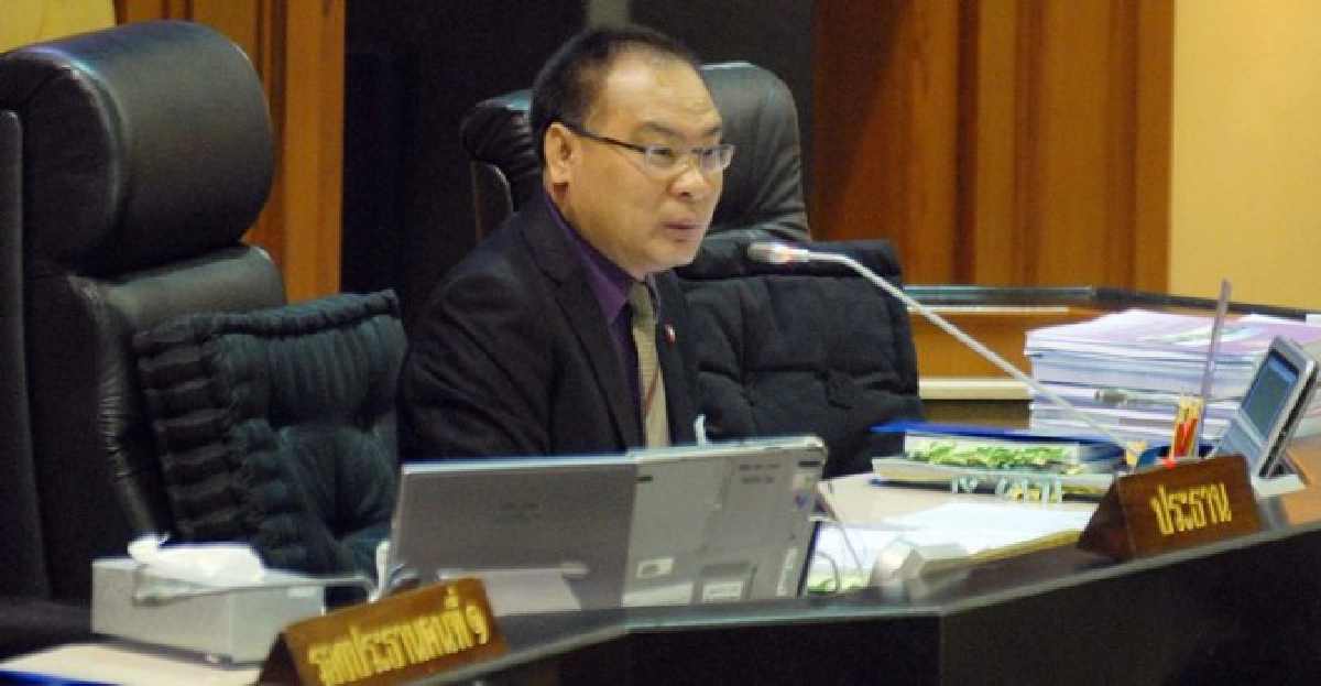 'ปธ.สภาฯ'งดประชุมสภายาวถึง17เมย.
'ปธ.สภาฯ'งดประชุมสภายาวถึง17เมย.