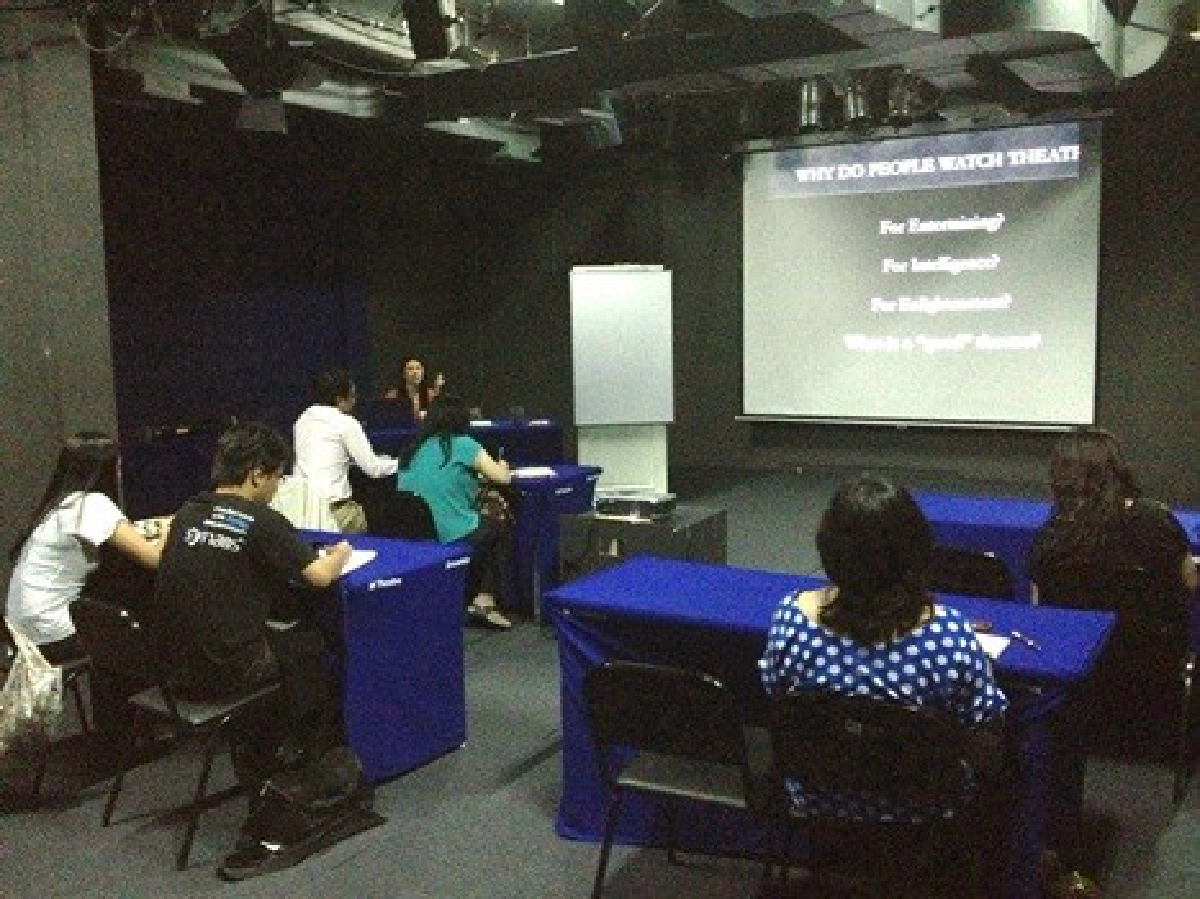 ดรีมบอกซ์เปิดคอร์สอบรมศิลปะการแสดงและเขียนบทละคร
