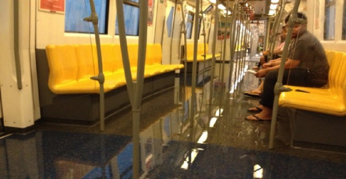อึ้ง!รับสงกรานต์ฝนถล่มBTS อึ้ง!รับสงกรานต์ฝนถล่มBTS