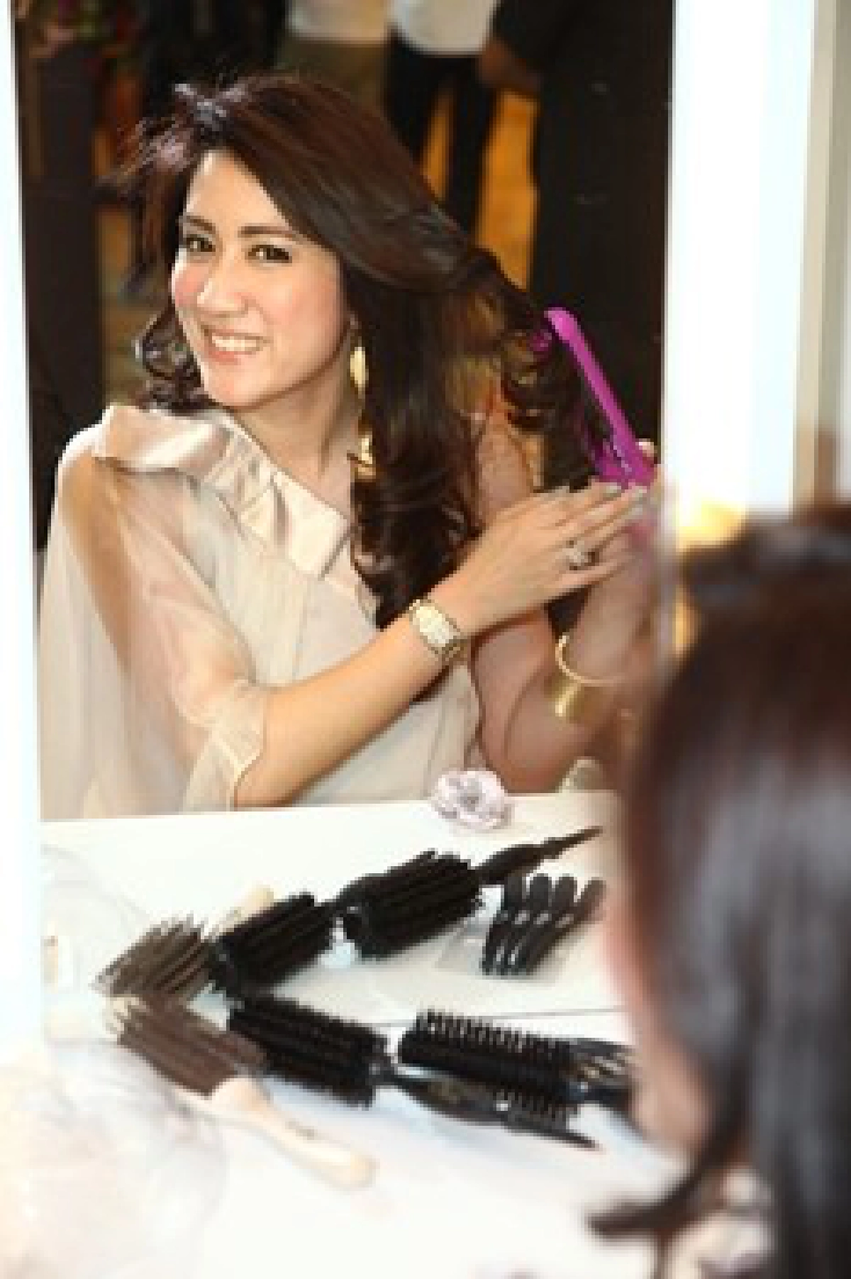 ผมสวยด้วยการบำรุง ผมสวยด้วยการบำรุง