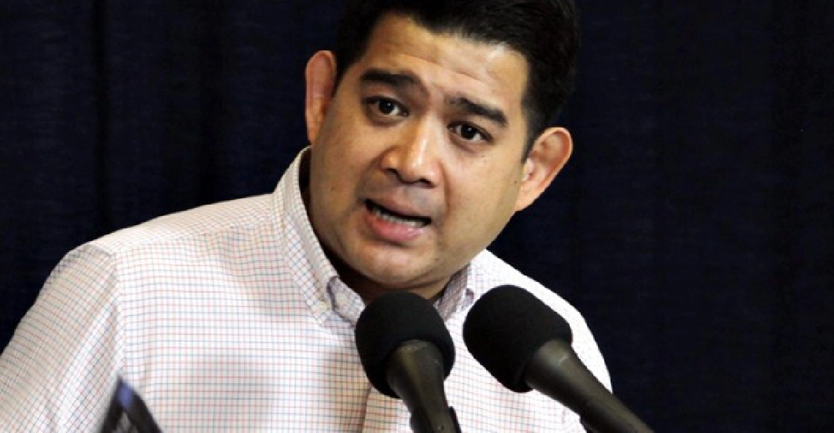 'ชวนนท์'ซัด'สมศักดิ์'ทำตามใบสั่ง 'ชวนนท์'ซัด'สมศักดิ์'ทำตามใบสั่ง
