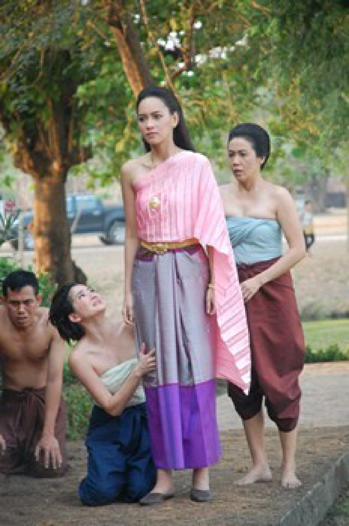 'พิม'จิกหัว'เจี๊ยบ'ตบล้างน้ำ
