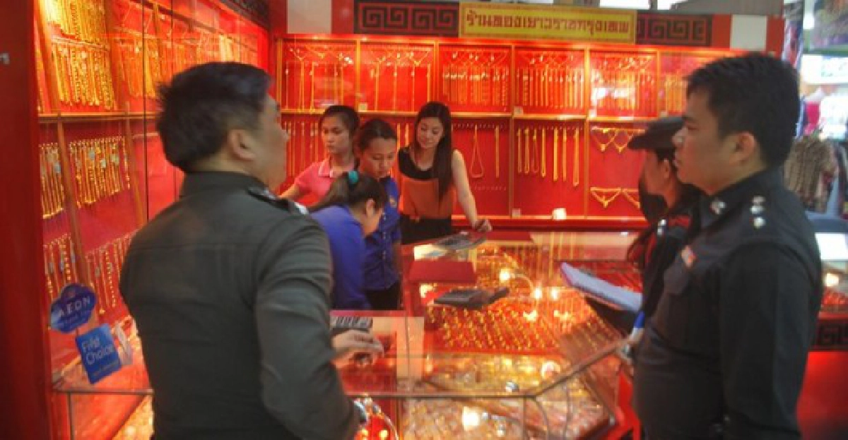 ผบ.ตร.กำชับตามล่าคนร้ายจี้ชิงทอง
ผบ.ตร.กำชับตามล่าคนร้ายจี้ชิงทอง