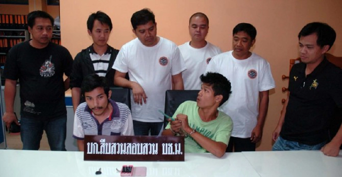 รวบ2โจ๋ฝั่งธนฯชิงทรัพย์เน้น'สตรีคนชรา' รวบ2โจ๋ฝั่งธนฯชิงทรัพย์เน้น'สตรีคนชรา'