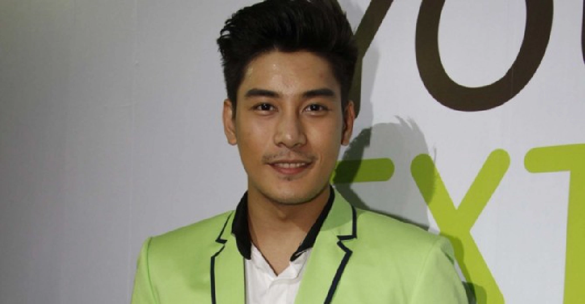 'เคน'ลั่นไม่เคยคั่วกะเทย'อริน'
'เคน'ลั่นไม่เคยคั่วกะเทย'อริน'