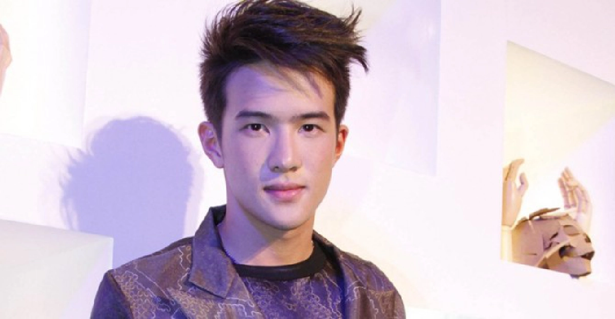 'เจมส์'เมินถูกมองเป็นลูกครึ่งเก๊ 'เจมส์'เมินถูกมองเป็นลูกครึ่งเก๊