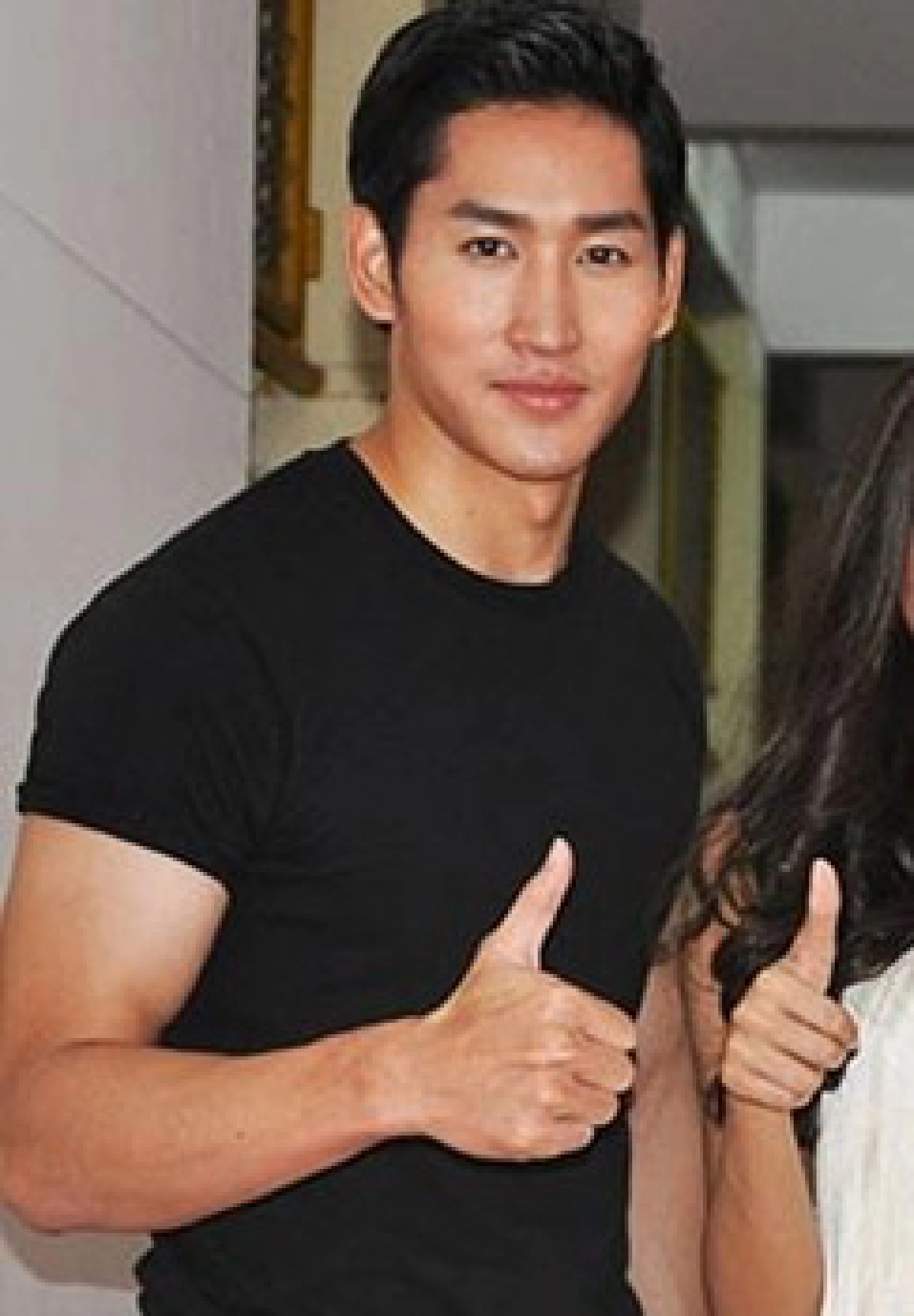 เม้าท์นอกจอ
เม้าท์นอกจอ