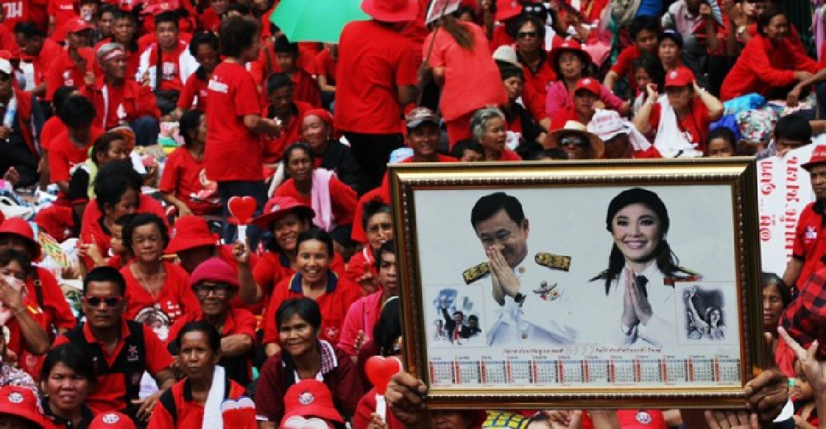 'แม้ว'สไกป์เวทีแดงแฉถูกคนป.ป.ช.ไถเงิน