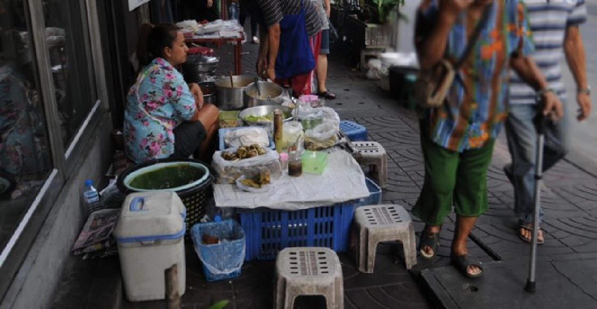 'เขตราชเทวี'เข้ม!จัดระเบียบแผงลอย