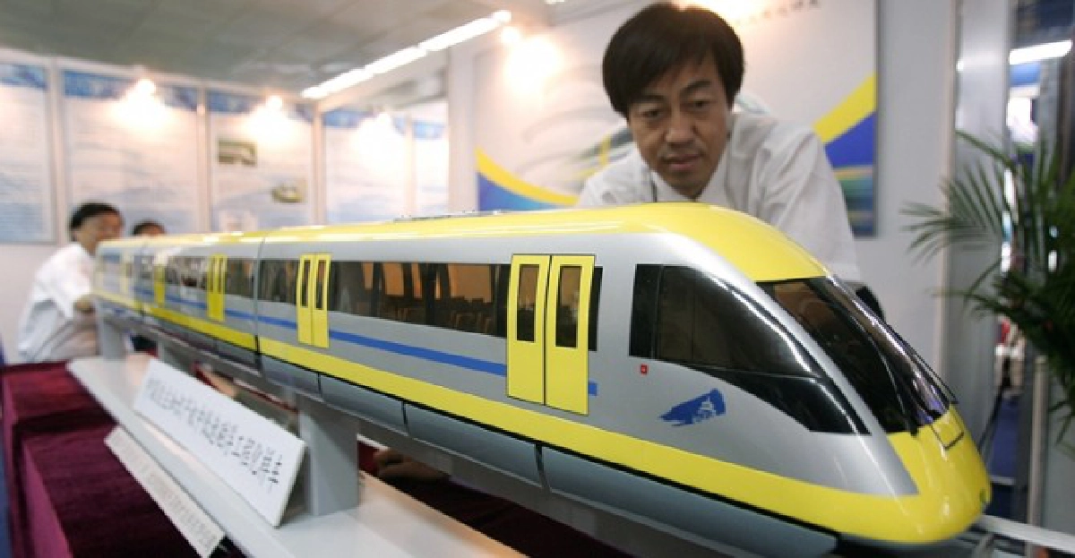ชงรถไฟความเร็วสูงจอดมรดกโลกสุโขทัย ชงรถไฟความเร็วสูงจอดมรดกโลกสุโขทัย