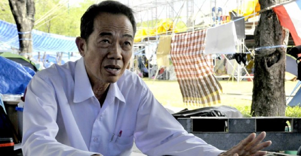'กทม.'จี้ตร.เอาผิด'ม็อบสนามหลวง' 'กทม.'จี้ตร.เอาผิด'ม็อบสนามหลวง'