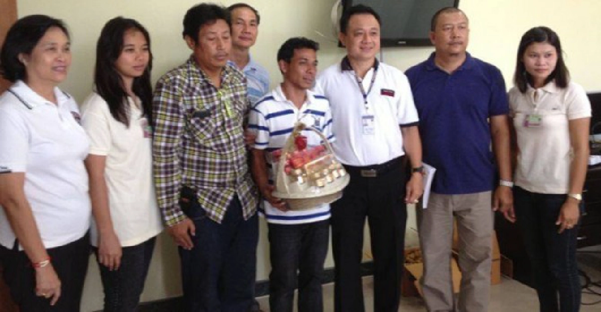 คนข่าวเนชั่น...เก็บเงิน5แสนคืนชาวมะกัน คนข่าวเนชั่น...เก็บเงิน5แสนคืนชาวมะกัน
