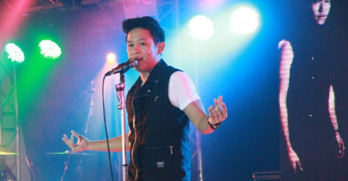 สุดมันส์!!'โต๋-ฮั่น-ต้อล'เขย่าเวทีปะทะ'เวียร์'
สุดมันส์!!'โต๋-ฮั่น-ต้อล'เขย่าเวทีปะทะ'เวียร์'
