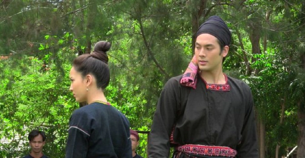 'บอม-แต้ว'ผิดผีโดนจับแต่งงานโดยไม่รู้ตัว
'บอม-แต้ว'ผิดผีโดนจับแต่งงานโดยไม่รู้ตัว
